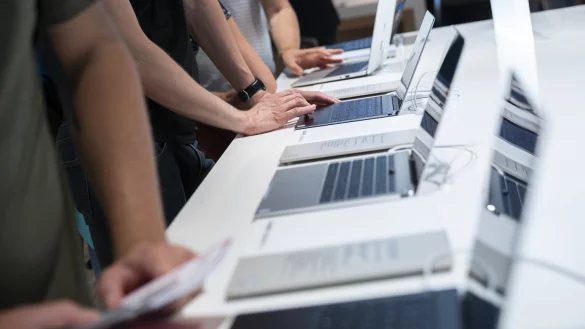 Notebooks auf der IFA - &copy; Foto: Florian Schuh/dpa-tmn