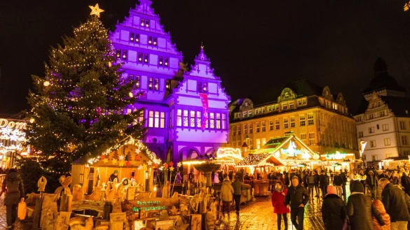 Ab dem 22. November ist der Paderborner Weihnachtsmarkt in der Innenstadt ge&ouml;ffnet. - &copy; Lena Henning