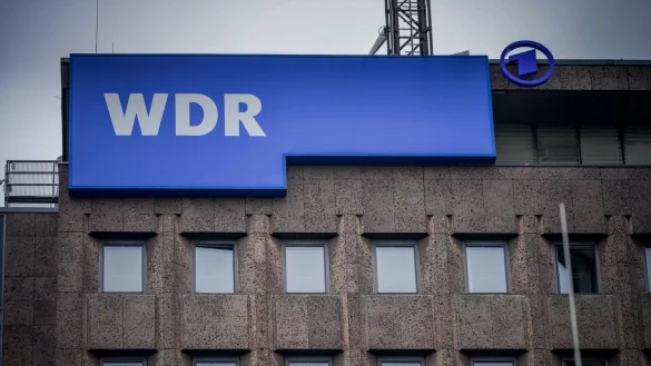 Der WDR löst mit einem Lied seines Kinderchores über die Umweltsünden „meiner Oma" eine Welle der Empörung aus. - © Arco Images