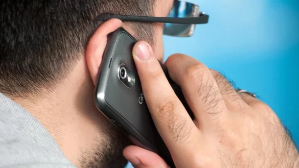 Telefonieren - &copy; Foto: Sebastian Kahnert