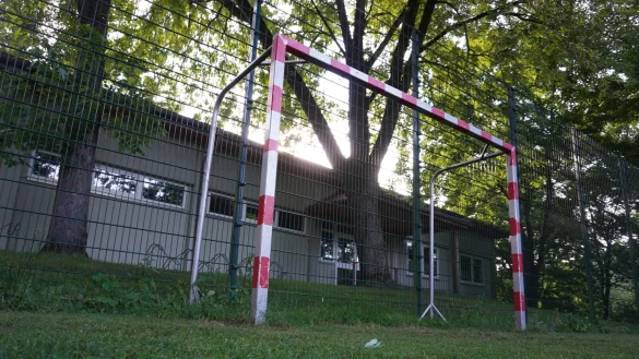 Der Standort f&uuml;r eine m&ouml;gliche neue Zweifachsporthalle steht noch nicht fest. Ob diese an Stelle der Strothetalhalle gebaut wird, ist noch v&ouml;llig offen. - &copy; Michaela Wei&szlig;e