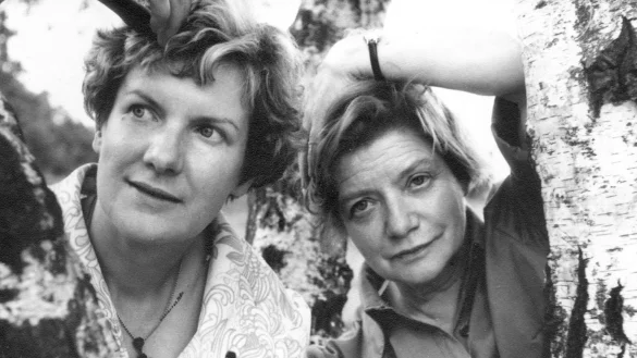 Clara Ernst (rechts) und ihre Schwester Frida. - &copy; Stadtarchiv Lage