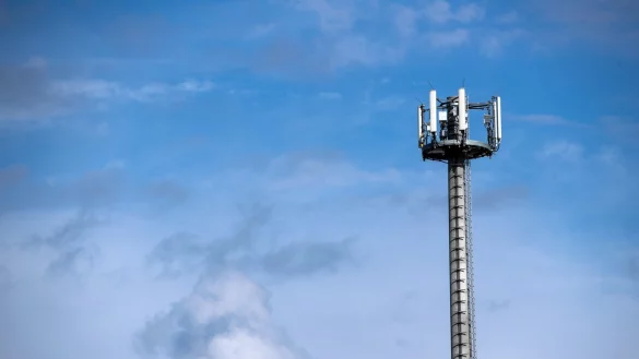 Mobilfunkmast - &copy; Foto: Jens B&uuml;ttner