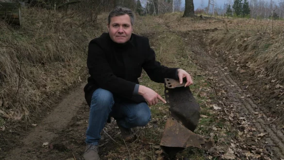 Der tschechische Arch&auml;ologe und Historiker Jan Vladar sucht Wrackteile von Milit&auml;rflugzeugen und anschlie&szlig;end die Geschichte dahinter. - &copy; Fotorechte: Jan Vladar