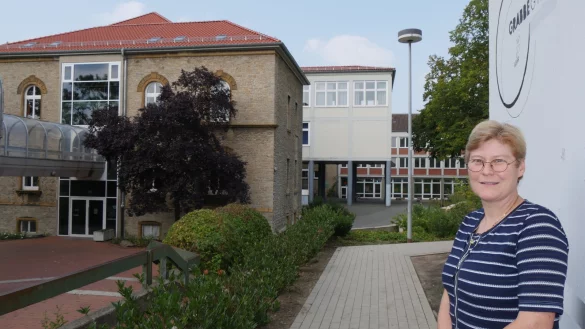 Angekommen: Daniela Faude ist die neue Schulleiterin des Grabbe-Gymnasiums. - &copy; Jost Wolf