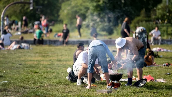 Vor dem Treffen testen - &copy; Foto: Fabian Sommer/dpa