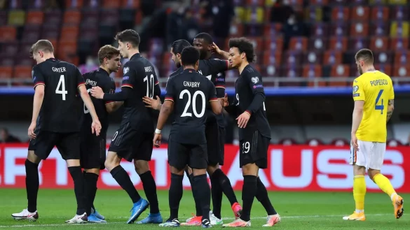 Torjubel - &copy; Foto: Stefan Constantin/dpa