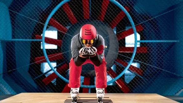 Uvex-Helm Legend Pro - &copy; Foto: Uvex/dpa-tmn