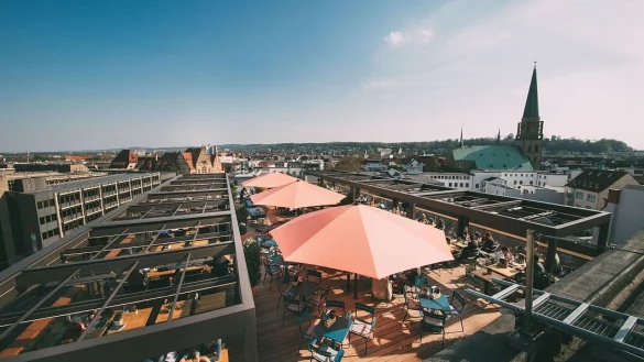 Der Ausblick vom The Bernstein ist einmalig in Bielefeld. - &copy; Markt 8 GmbH