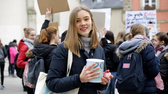 Setzt sich f&uuml;r den Klimaschutz ein: Johanna Brand hat bisher dreimal an den "Fridays for Future"-Demonstrationen teilgenommen. Zwei davon hat sie in Detmold mitorganisiert. - &copy; Jannik Stodiek
