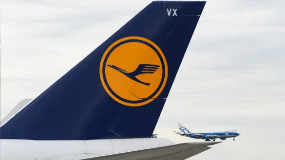 Lufthansa - &copy; Foto: Arne Dedert/dpa