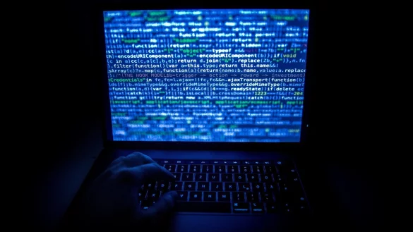 Ransomware verschl&uuml;sselt die Daten auf dem Rechner - &copy; Foto: Zacharie Scheurer/dpa-tmn