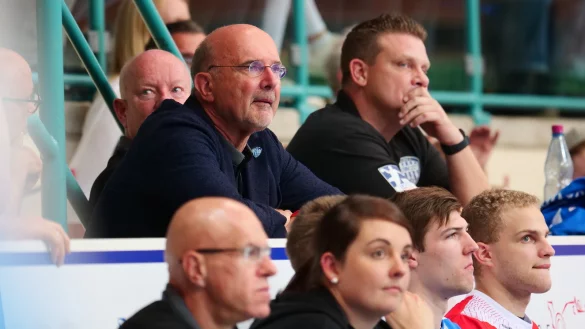 Freuen sich &uuml;ber Solidarit&auml;t in schwerer Zeit: Ulrich Kaltenborn, Herbert Vogel und J&ouml;rg Zereike. - &copy; J&ouml;rg Hagemann