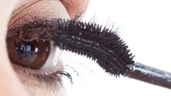 Mascara enthalten weniger problematische Stoffe - &copy; Foto: Christin Klose