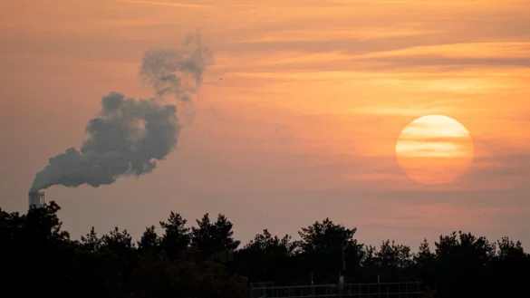 Schornstein - &copy; Foto: Fabian Sommer/dpa