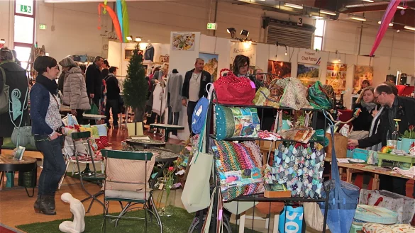 Bunte Vielfalt: Auf der Messe Garten-Frühling-Lebensart hatten Messebesucher am Wochenende die Qual der Wahl. - © Heidi Stork