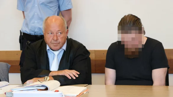 Mario S. steht am Donnerstag alleine vor Gericht. Sein Mitangeklagter Andreas V. wird erst am Freitag kurz in der Verhandlung sein. - &copy; Kateryna Akulenko