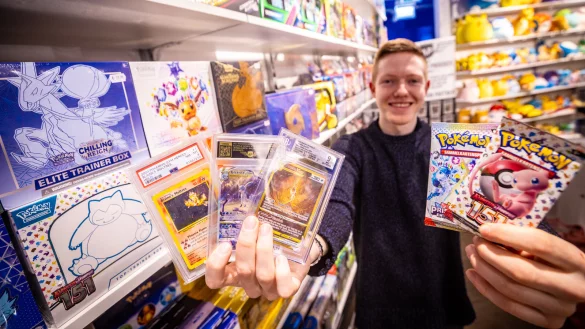 Riesentrend kommt nach Bielefeld: Rafael Janßen hat in Bielefeld ein Spezialgeschäft für Manga & Anime eröffnet. - © Mike-Dennis Müller / www.mdm.photo