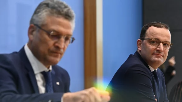 Corona-Lage in Deutschland - &copy; Foto: Tobias Schwarz/AFP Pool/dpa