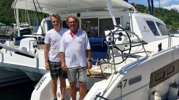 Mit der Segelacht nach Trinidad: Adrian (links) und Harald Pohlmann sind in zw&ouml;lf Tagen &uuml;ber den Atlantik gesegelt. - &copy; Pohlmann