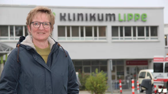 Meike Finkler ist Schlaganfall-Lotsin im Projekt "STROKE OWL" der Stiftung Deutsche Schlaganfall Hilfe. Derzeit betreut sie 30 Patienten, die mit einem Schlaganfall im Klinikum Lippe in Lemgo behandelt wurden. - © Carolin Brokmann-Förster