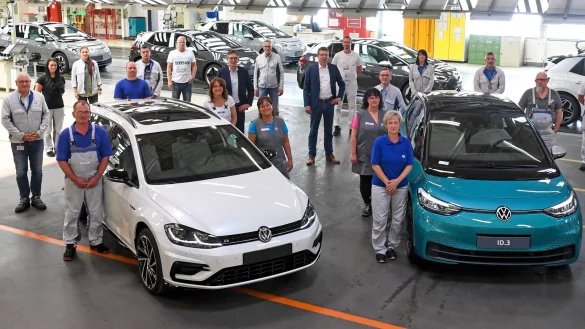 Letzter Verbrenner aus Zwickau - &copy; Foto: Hendrik Schmidt/dpa-Zentralbild/dpa