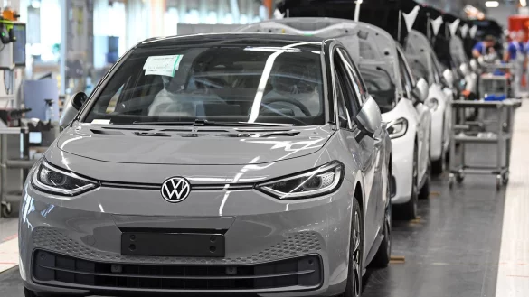 Volkswagen-Produktion - &copy; Foto: Hendrik Schmidt/dpa-Zentralbild/POOL/dpa