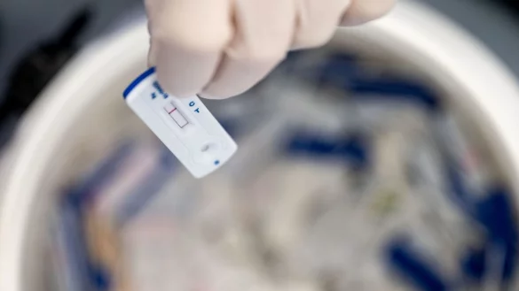 Schnelltest - &copy; Foto: Marijan Murat/dpa