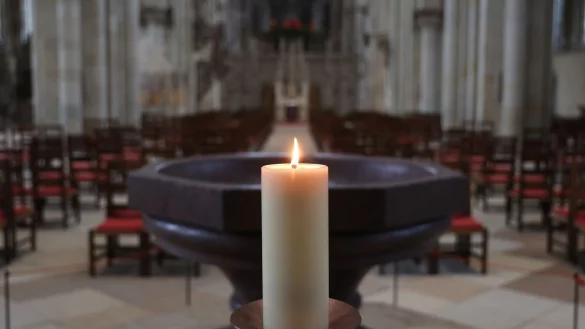 Kirche - &copy; Foto: Peter Gercke/dpa