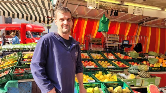 Andreas Plaß ist Vorsitzender des Vereins "Wochenmärkte Bad Salzuflen&Schötmar". Ein solches Modell könnte er sich für Lage vorstellen, allerdings müssten die anderen Händler mitziehen. - © Astrid Sewing