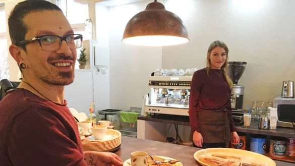 Rosario Amico mit seiner Frau Sarah im "Venezia". - &copy; Till Brand