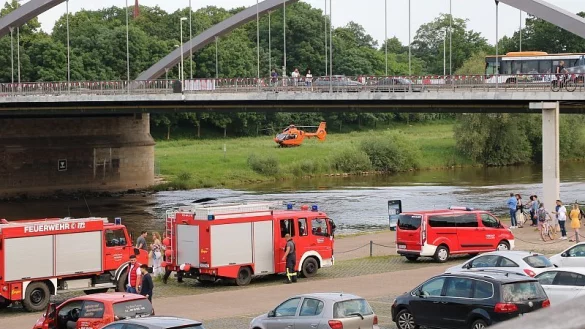 In Minden wird ein 18-j&auml;hriger Taiwanese vermisst. Die Retter suchen in der Weser nach ihm. - &copy; Nadine Schwan/MT
