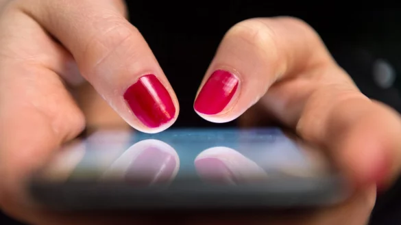 Kommunizieren &uuml;ber Whatsapp - &copy; Foto: Sebastian Gollnow