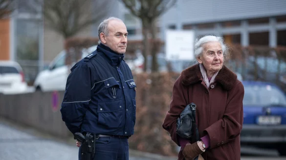 Unger&uuml;hrt: F&uuml;r Ursula Haverbeck hat es den Holocaust nie gegeben. - &copy; Torben Gocke