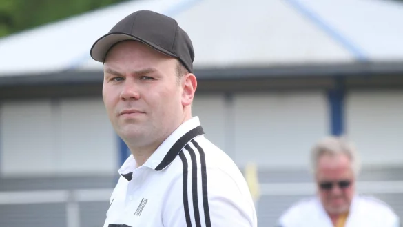 Mit seinem Team gut unterwegs: Markus R&uuml;schenp&ouml;hler coacht erstmals eine Bezirksliga-Mannschaft. - &copy; Sebastian Lucas