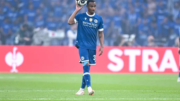 Noah Sarenren Bazee hatte die Riesenchance zum 1:0, doch er vergab. Kurz danach schlug es zum ersten Mal im Kasten des DSC ein. - © Teresa Kroeger/RHR-FOTO