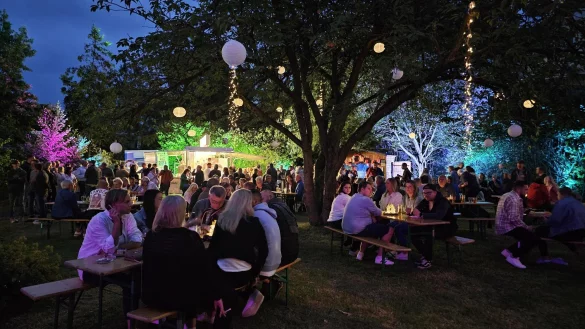 Mit der ersten Nacht der Langen Tische in H&ouml;rste hat der RSV ein Bombenwochenende organisiert. - &copy; Astrid Sewing