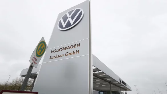 Volkswagen Sachsen - © Foto: Bodo Schackow/dpa