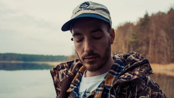 - &copy; Chris Schwarz/CheckYourHead/dpa