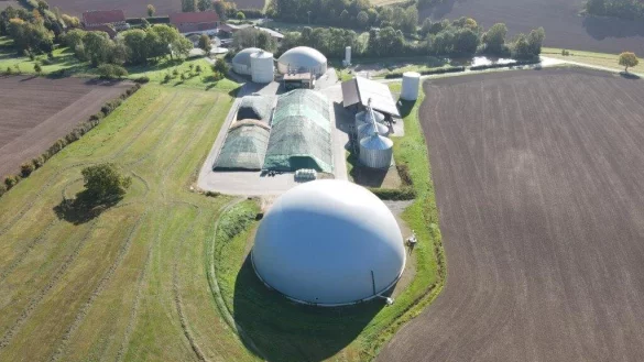 Der Speicher in Oelentrup - vor allem aus der Luft wird klar, welche Dimension er hat. - &copy; LipperLandEnergie GmbH & Co. KG