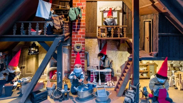 Weihnachtserlebnis im Sommer in Bad Schwartau - &copy; Foto: Markus Scholz/dpa/Archiv