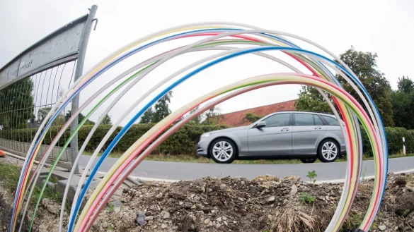 Glasfaserkabel - &copy; Foto: Julian Stratenschulte