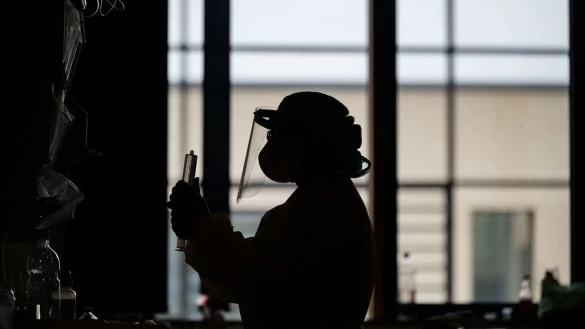 Studie: Wo das Coronavirus in Kliniken lauert - &copy; Foto: Marijan Murat/dpa