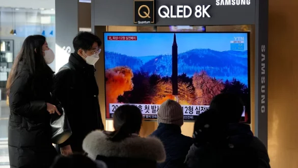 Rakententest - &copy; Foto: Ahn Young-Joon/AP/dpa