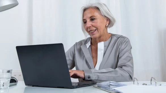 Auch im Alter k&ouml;nnen Aktien sich rentieren - &copy; Foto: Christin Klose/dpa-tmn