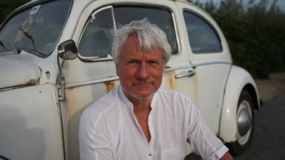 Kabarettist J&uuml;rgen Becker kommt mit seinem Programm &bdquo;Die Ursache liegt in der Zukunft" in das Kurgastzentrum Horn-Bad Meinberg. In seinem Programm dreht sich alles um die Ungewissheit der Zukunft. - &copy; Sch&ouml;nhauser Promotion GmbH