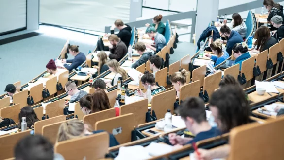 Im Audimax der TH OWL in Lemgo wird es ab Donnerstag besonders spannend, wenn man sich für Klima und Energie interessiert. - © TH OWL