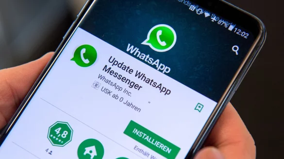 Whatsapp-Update - &copy; Foto: Andrea Warnecke/dpa-tmn