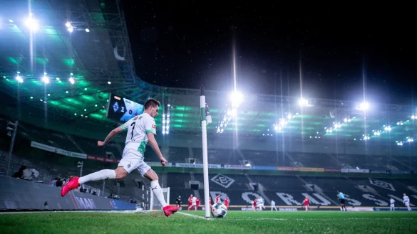 Leere R&auml;nge - &copy; Foto: Fabian Strauch/dpa