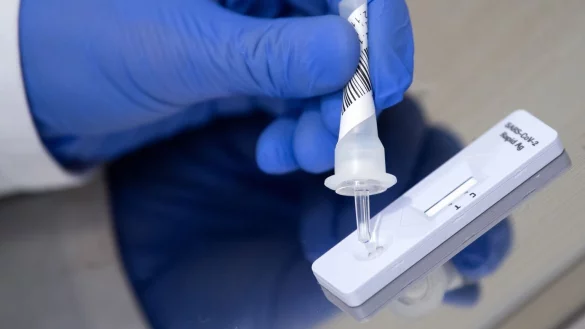 Corona-Schnelltest - &copy; Foto: Sven Hoppe/dpa